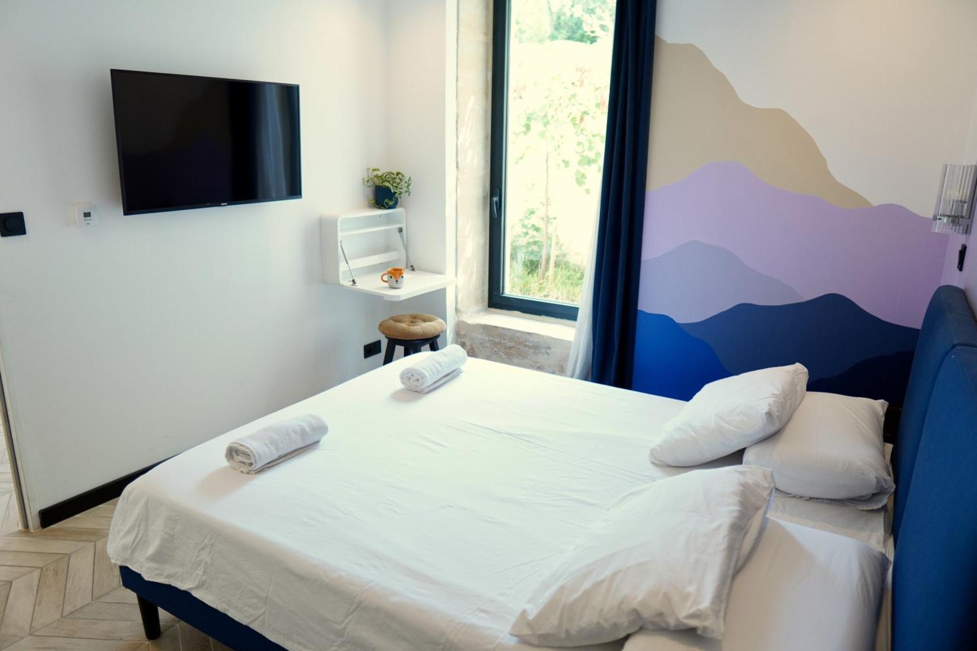 Roma Divine Home Cinema Et Jardin Nimes Exterior photo